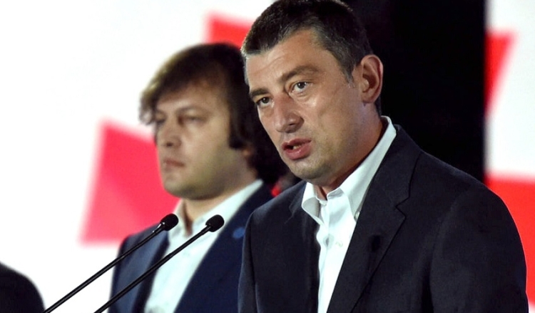 „გახარიას ეშინია ბულინგის სხვა პარტიების მხრიდან" - კობახიძე