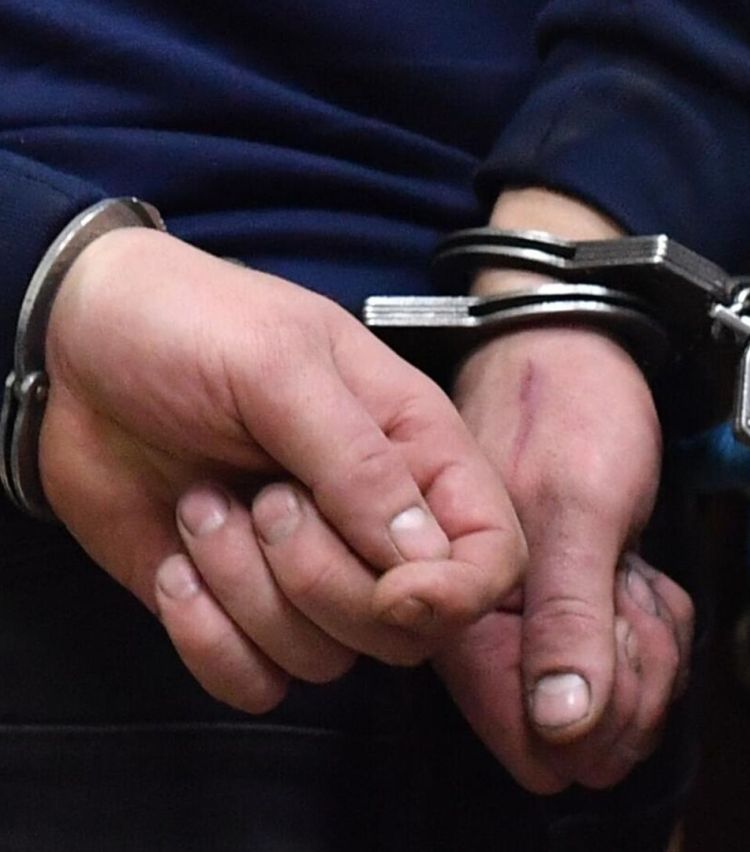 "მკვლელობის მცდელობისა და ცეცხლსასროლი იარაღის მართლსაწინააღმდეგო შეძენა-შენახვა-ტარების ბრალდებით, ორი პირი დააკავეს"