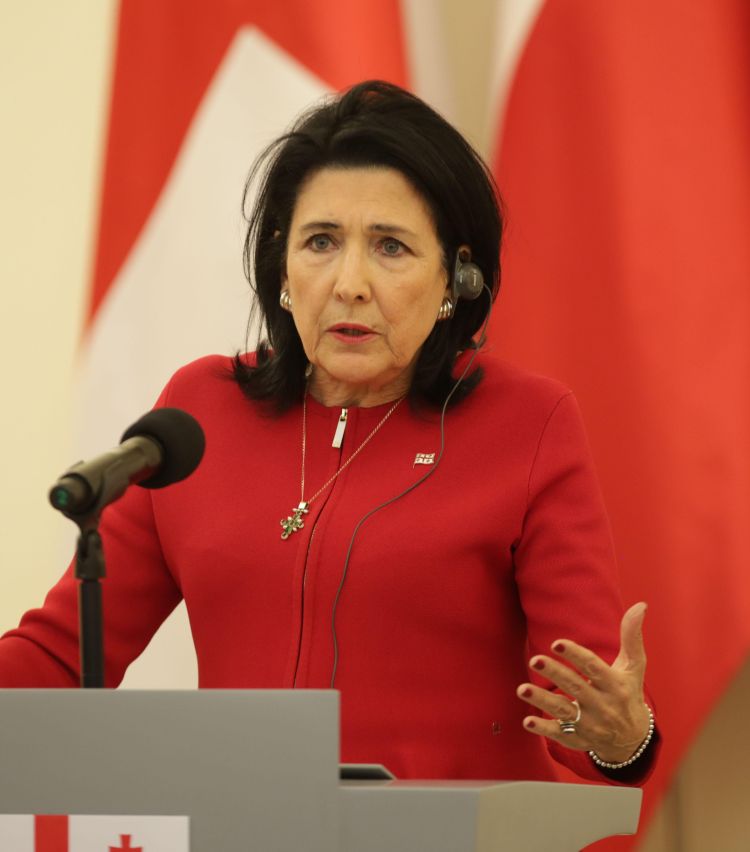 „რუსეთის ხსენებას რომ ვერ ბედავ" - ზურაბიშვილი ყაველაშვილს