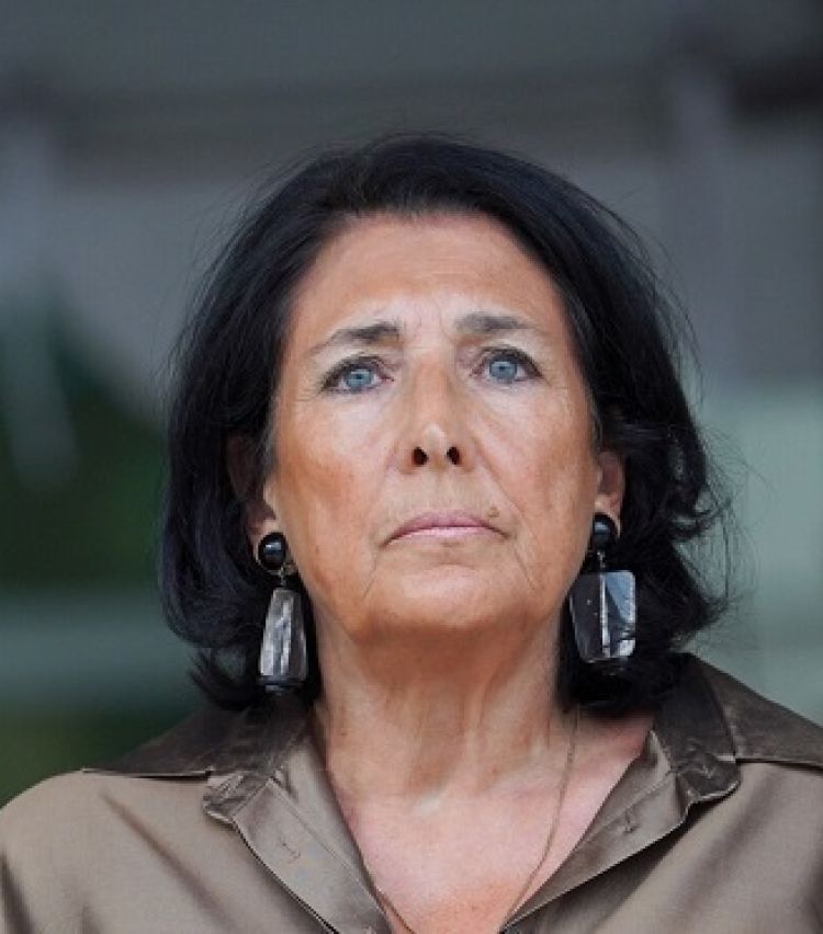 "მე ვარ ჯებირი, რომელიც გვიცავს ამ არალეგიტიმური ხელისუფლებისგან" - ზურაბიშვილი