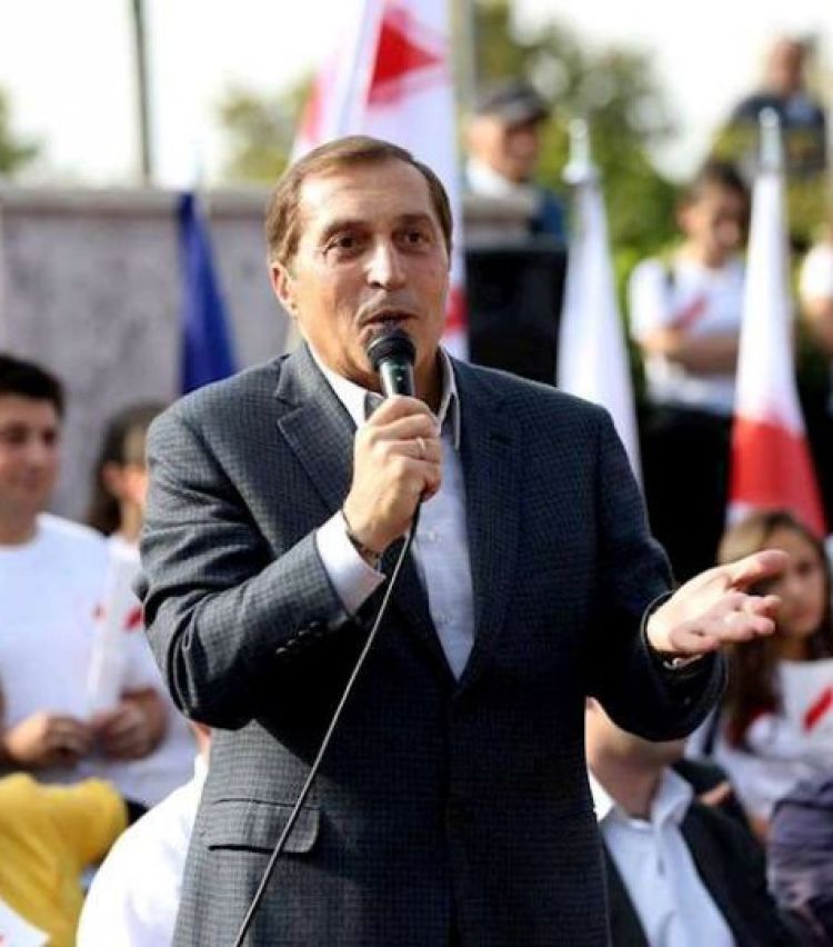 "არავითარ ძალადობას ადგილი არ ჰქონია და საქართველოს მოქალაქეებმა ერთხმად გადავირჩიეთ და დავამხეთ უკანონო ხელისუფლება"