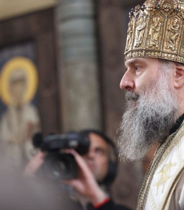 "...როდესაც სალოცავად ვდგებით, უნდა გვახსოვდეს, რომ ეს არის უმთავრესი საქმე, რომლის გარეშეც არცერთი სხვა საქმე ჩვენს ცხოვრებაში ჯეროვნად არ წარიმართება"