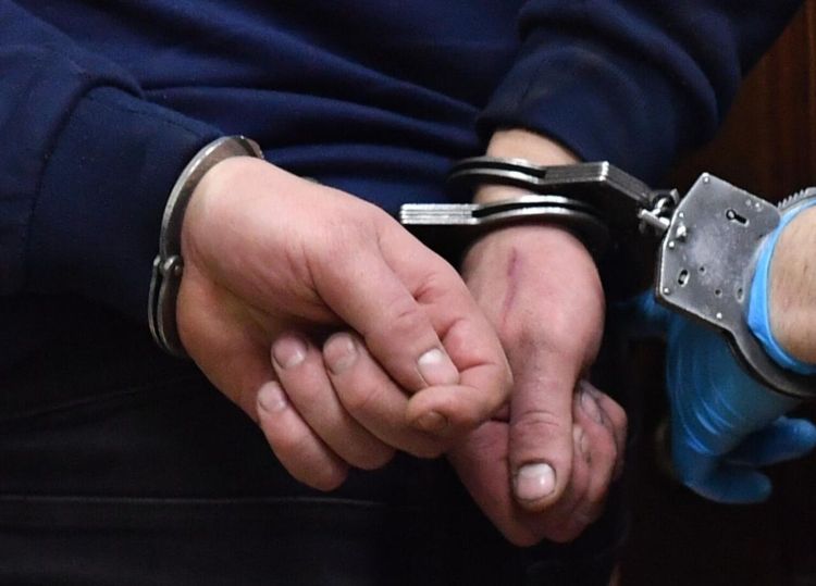 "მკვლელობის მცდელობისა და ცეცხლსასროლი იარაღის მართლსაწინააღმდეგო შეძენა-შენახვა-ტარების ბრალდებით, ორი პირი დააკავეს"