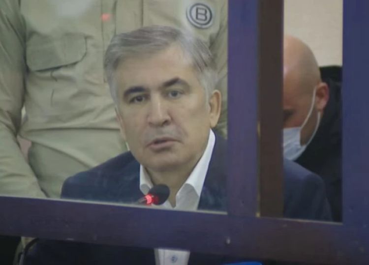 "ლუზერები ვერ დამკვიდრებიან, ლუზერები ვერ დაგვამარცხებენ. გაუმარჯოს ვარდების რევოლუციის 22-ე წლისთავს!"