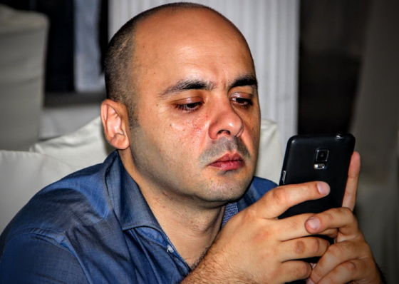 "სუს-ის მიერ ჯაშუშობის ბრალდებით დაკავებული პირი ქართუ ჯგუფის პრესსამსახურის ყოფილი უფროსი გიორგი უძილაურია"