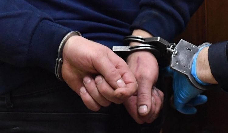 "მკვლელობის მცდელობისა და ცეცხლსასროლი იარაღის მართლსაწინააღმდეგო შეძენა-შენახვა-ტარების ბრალდებით, ორი პირი დააკავეს"