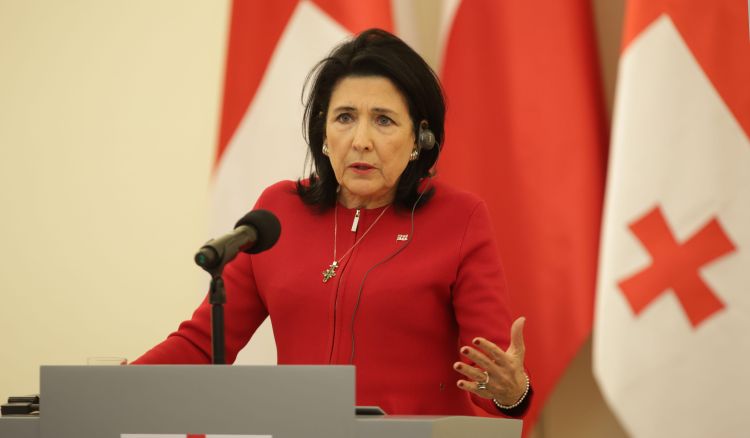 „რუსეთის ხსენებას რომ ვერ ბედავ" - ზურაბიშვილი ყაველაშვილს