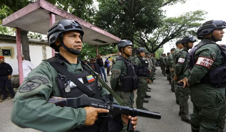 ვენესუელა დიდი რაოდენობით პატიმრებს, მათ შორის, უცხოელებს გაათავისუფლებს