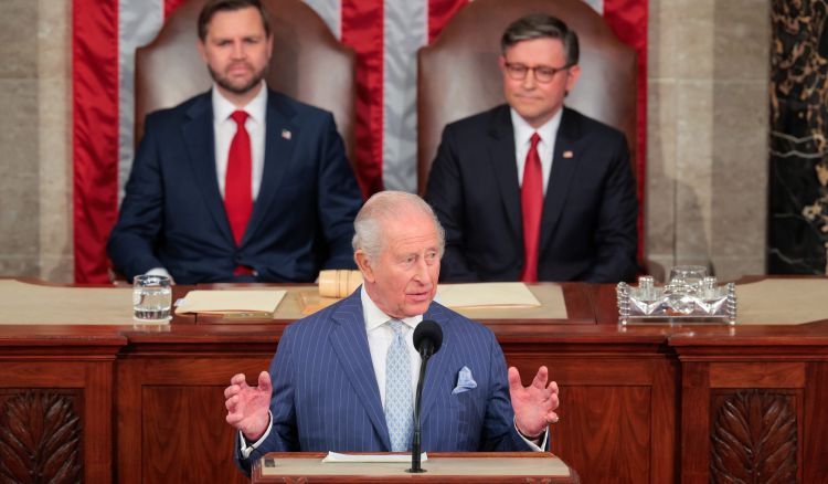 "ურყევი სიმტკიცეა საჭირო უკრაინისა და მისი მამაცი ხალხის დასაცავად, რათა უზრუნველყოფილ იქნას ჭეშმარიტად სამართლიანი და ხანგრძლივი მშვიდობა“