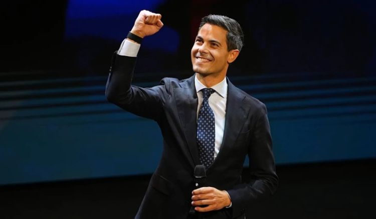 "პრემიერ მინისტრობის პირველ დღეს პრეზიდენტ ზელენსკის დავურეკე"