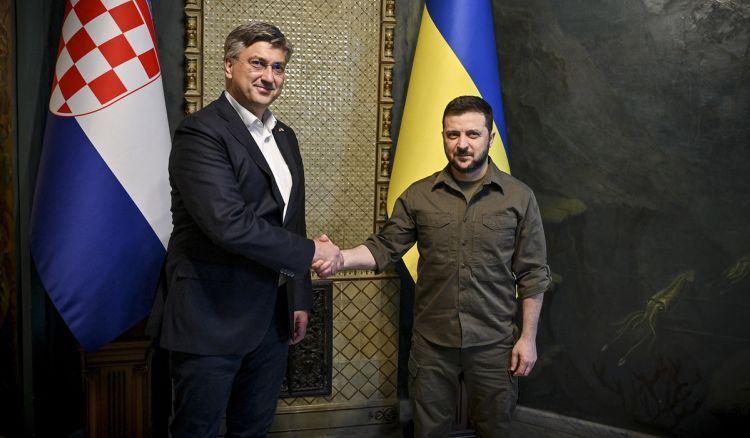 "ორბანს ყიდვა არ სურს, იმ მიზეზით, რომ იმ მხარეს ევროპულ ფასია, მეორე მხარეს კი რუსული..."