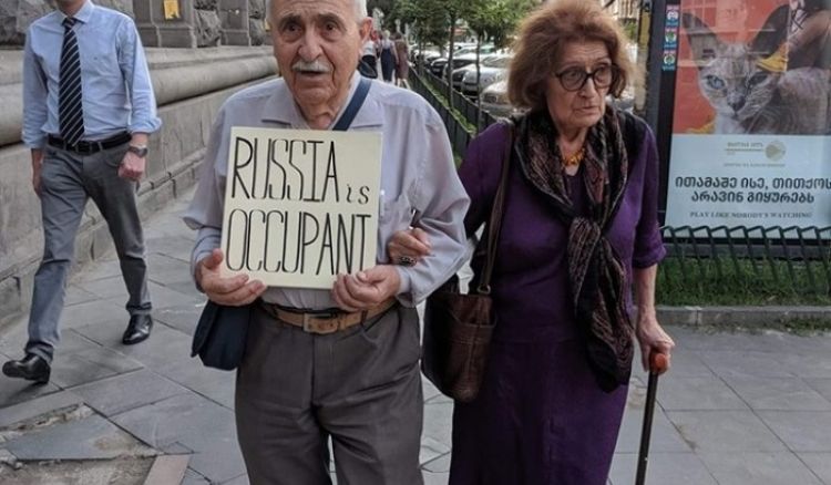 "ჩვენი ვალია, რომ ბოდიში მოვუხადოთ ამ თაობას, რომ ვერ მოვიტანეთ ეს კარგი საქართველო დღემდე"