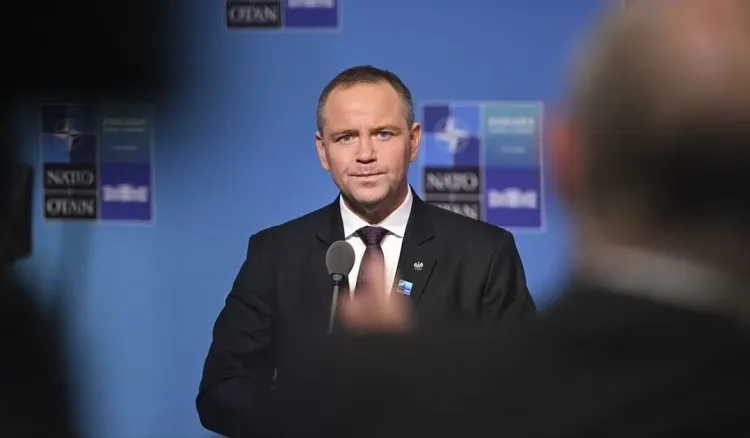 "არსებობს იმის შესაძლებლობა, რომ პუტინმა რუსეთის ფედერაციის სამხედრო კორპუსი აღმოსავლეთ და ცენტრალური ევროპის ქვეყნების წინააღმდეგ გამოიყენოს"