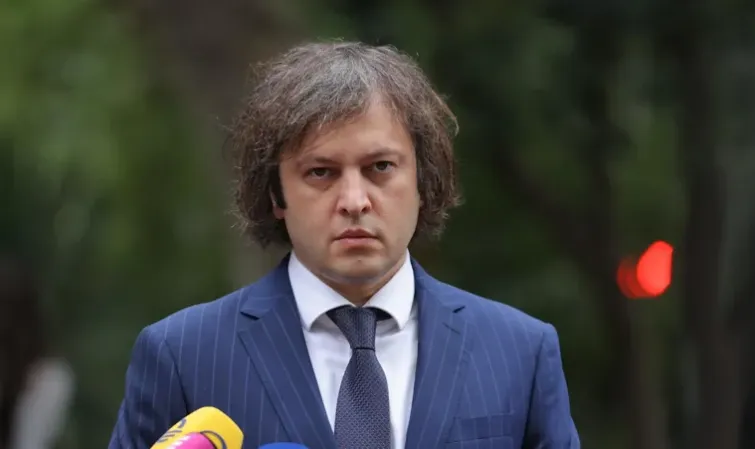 „ხელისუფლება არ უნდა ჩაერიოს (პატრიარქის არჩევის) პროცესში. ეს არის წმინდა სინოდის საქმე და სინოდის წევრების გადაწყვეტილება"