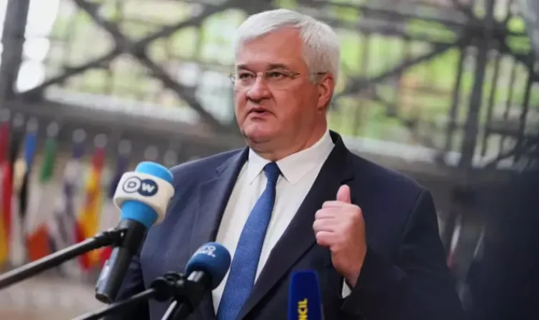 "დნეპრის რეგიონში რუსეთის მიერ მაღაროელების გადამყვან ავტობუსზე მიზანმიმართული დარტყმის შედეგად, სულ მცირე 15 ადამიანი დაიღუპა"