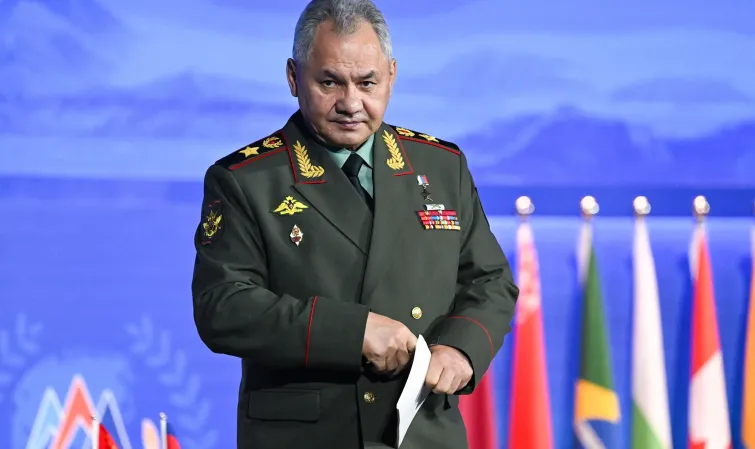 "დაფიქრდით, ნეონაცისტური კიევის რეჟიმის მეთაური ერევნიდან იმუქრებოდა გამარჯვების პარადზე დარტყმებით"
