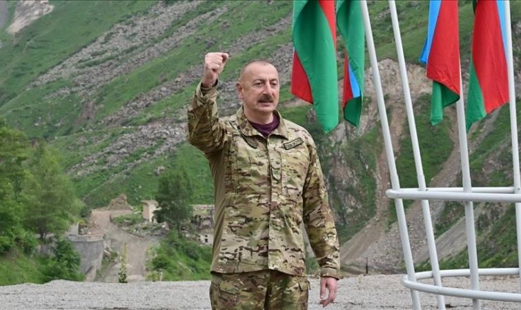 "ვინც ჩვენს წინააღმდეგ ეს ტერაქტი ჩაიდინა, ინანებენ. ნუ ცდიან ჩვენს ძალას. მათ, ვისაც ჩვენი ძალის გამოცდა სურდა, თავი „რკინის მუშტით“ გაუტყდათ"