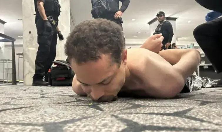 31 წლის კალიფორნიელ კოულ ტომას ალენს ბრალი სამი მუხლით წარედგინა