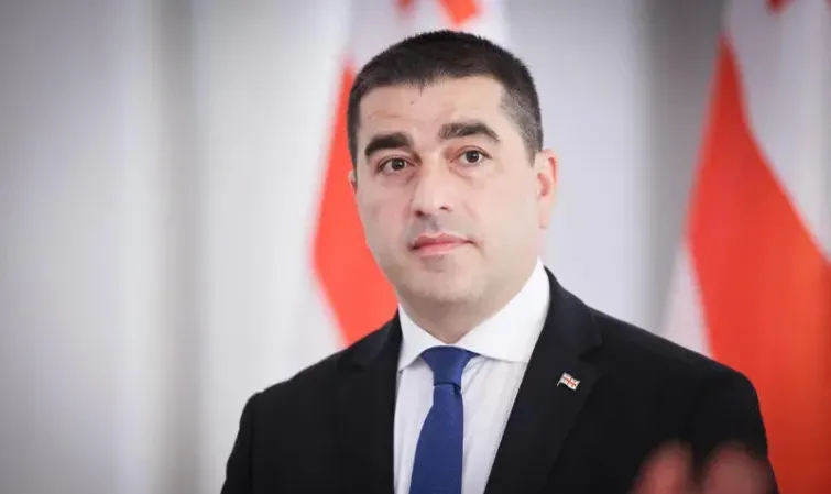 "როცა გაიფიქრებ, რომ სამყარო თითქოს შეიშალა, გაიხსენე, რომ ქართველი ხარ. ჩვენი ისტორია სწორედ ასეთ დროს იწერებოდა"