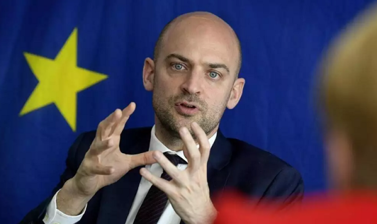 „საფრანგეთი მხარს უჭერს აშშ-თან სავაჭრო შეთანხმების შეჩერებას, როგორც ეს ევროპარლამენტს სურს"